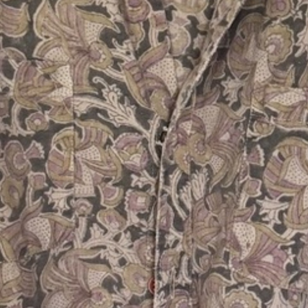 Magnolia Pearl Paisley Floral Tunic with large snaps and buttons Full Sleeves - Picture 2 of 6